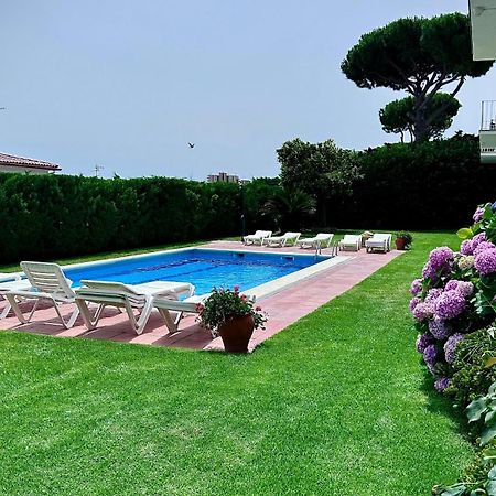 Apartamentos Rayon Du Soleil Sant Feliu de Guíxols Luaran gambar