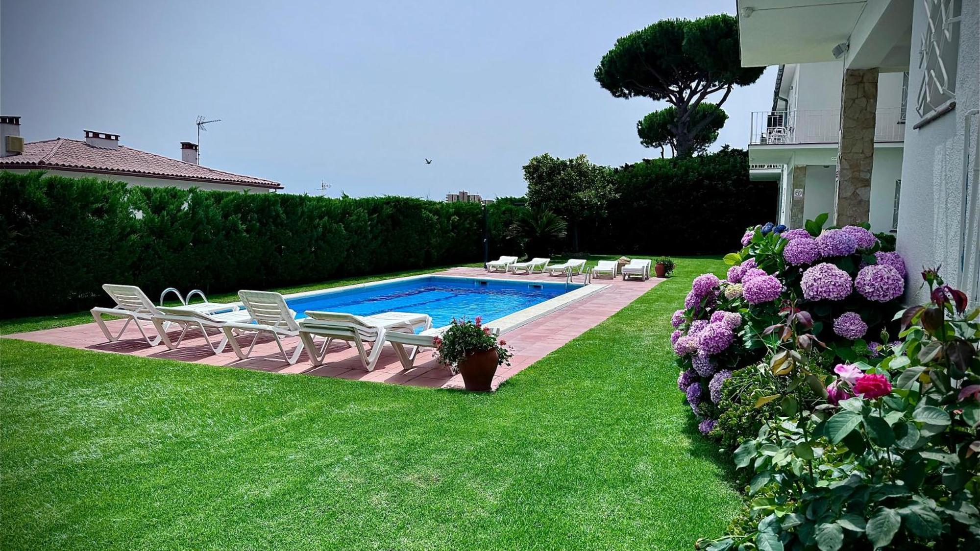 Apartamentos Rayon Du Soleil Sant Feliu de Guíxols Luaran gambar