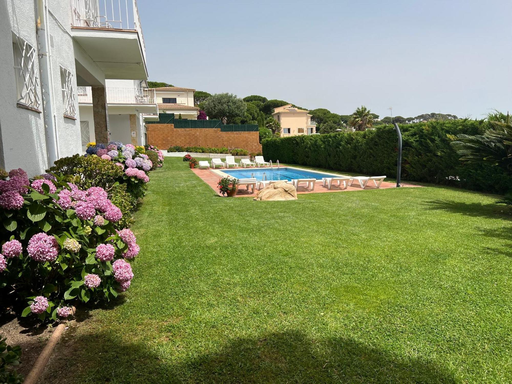 Apartamentos Rayon Du Soleil Sant Feliu de Guíxols Luaran gambar